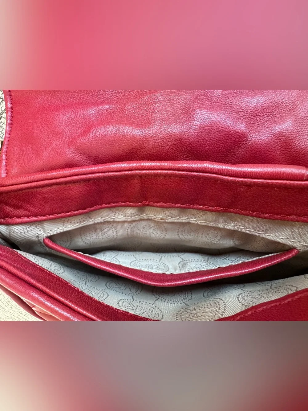 Michael Kors red back gold